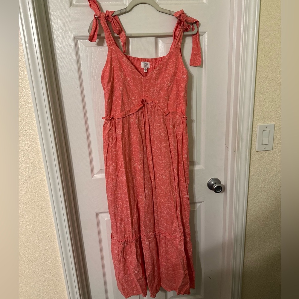 Time& Tru Coral w/ white floral designs Midi Dress
